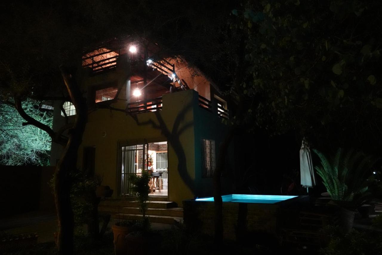 Marloth Park Hippo House Villa Bagian luar foto
