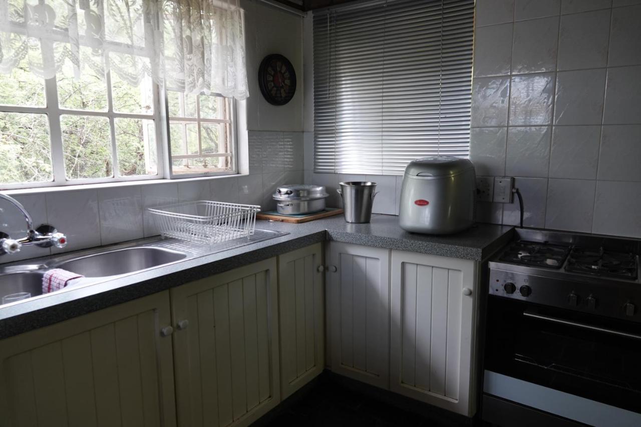 Marloth Park Hippo House Villa Bagian luar foto