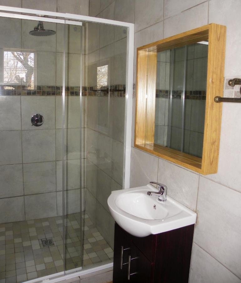Marloth Park Hippo House Villa Bagian luar foto