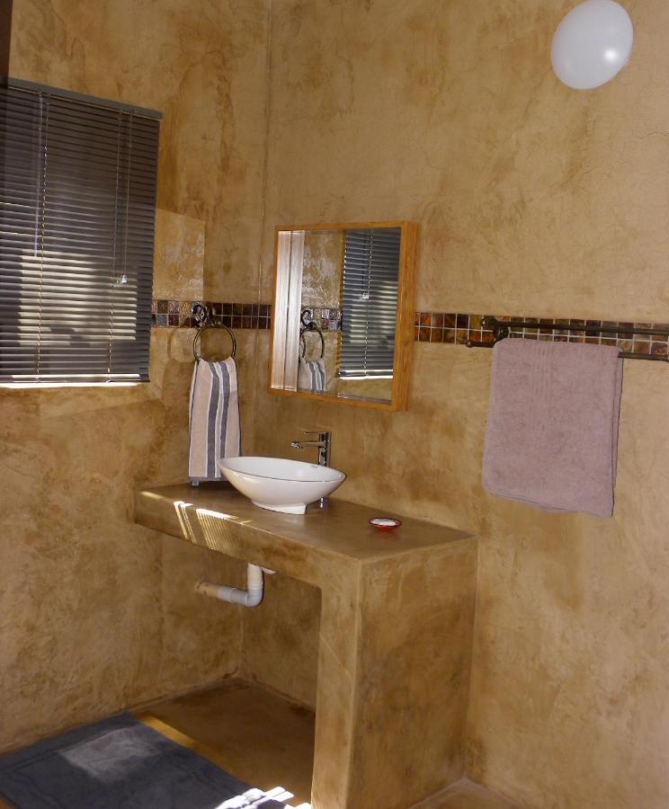 Marloth Park Hippo House Villa Bagian luar foto
